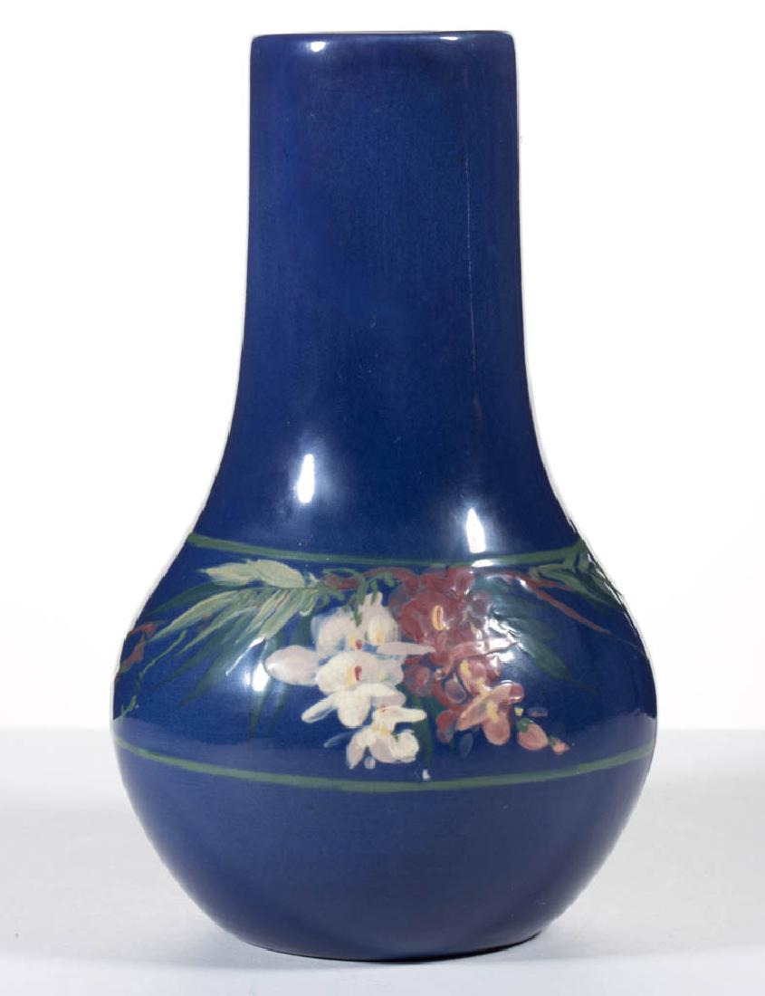 WELLER BLUE DECORATED HUDSON ART POTTERY VASE (1 of 3)