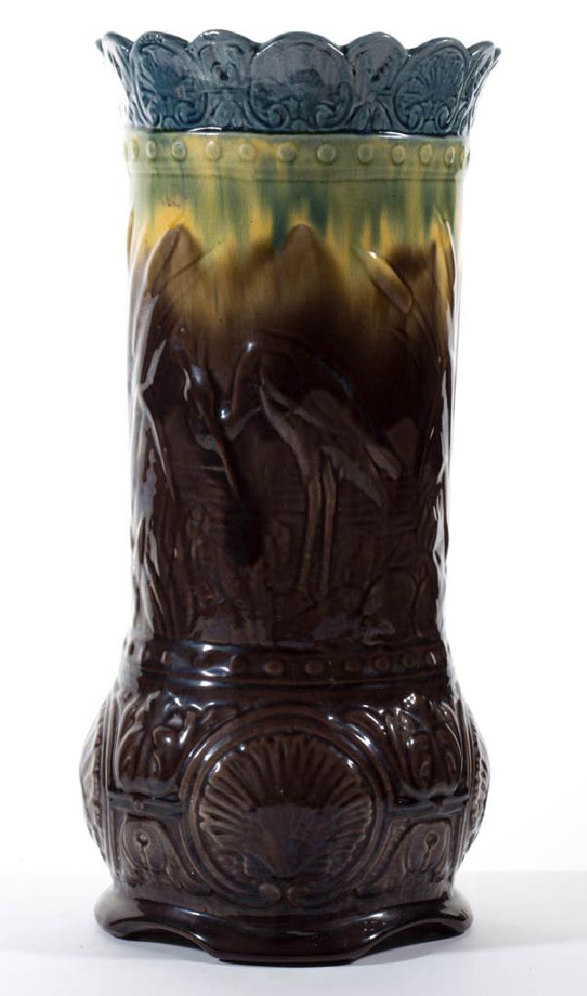 ROSEVILLE BLENDED ART POTTERY UMBRELLA STAND (1 of 1)