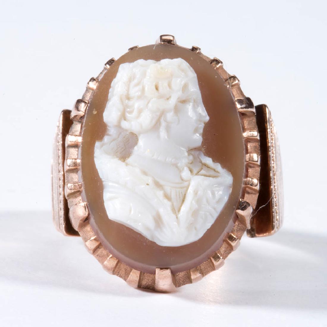 ANTIQUE ROSE GOLD AND CAMEO LADY'S RING (1 of 3)