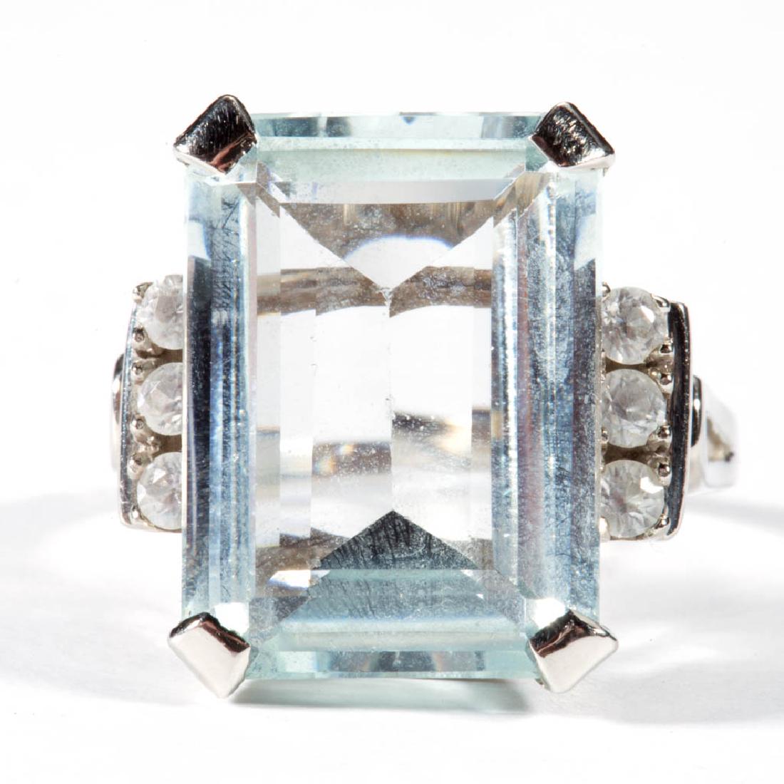 VINTAGE 14K WHITE GOLD AND AQUAMARINE LADY'S RING (1 of 3)