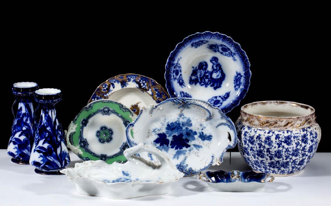 ASSORTED CERAMICS TRANSFER-PRINTED ARTICLES, LOT OF (1 of 1)