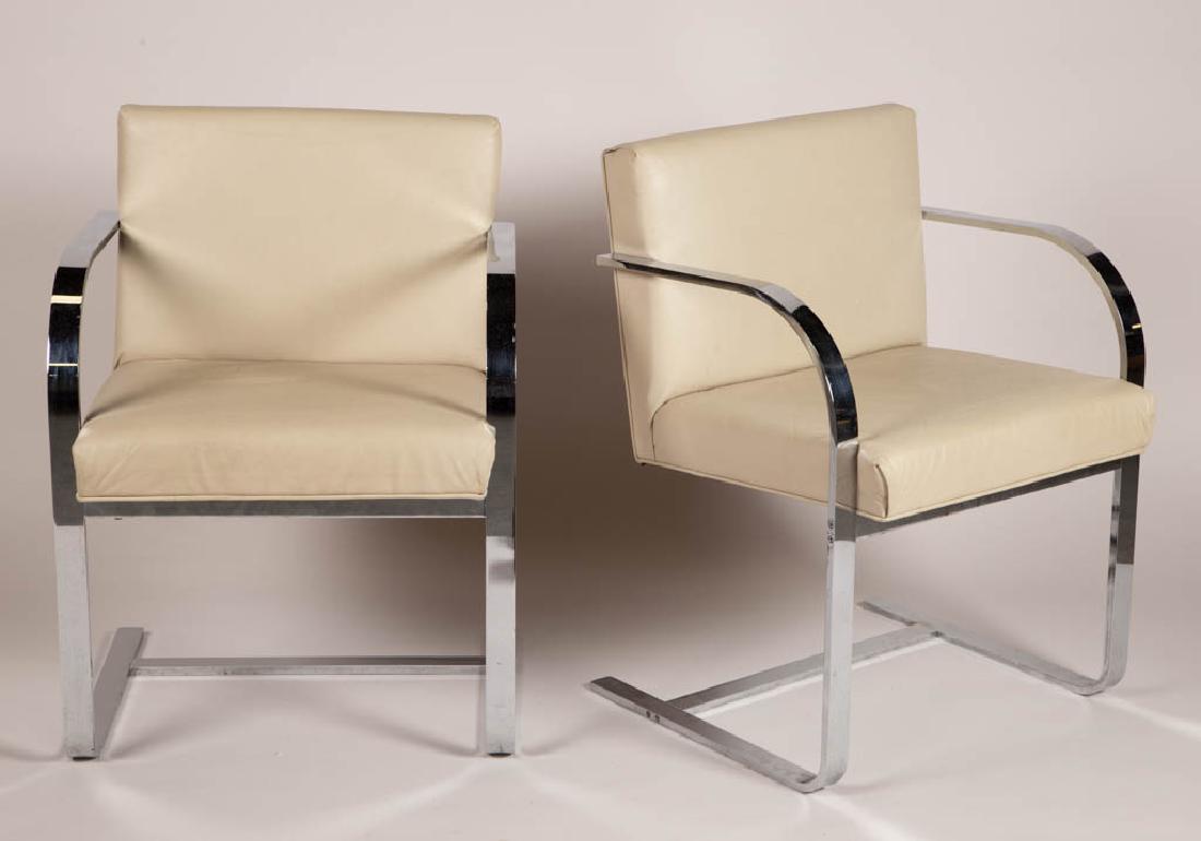 KNOLL BRNO-STYLE PAIR OF MID-CENTURY MODERN ARM / (1 of 2)