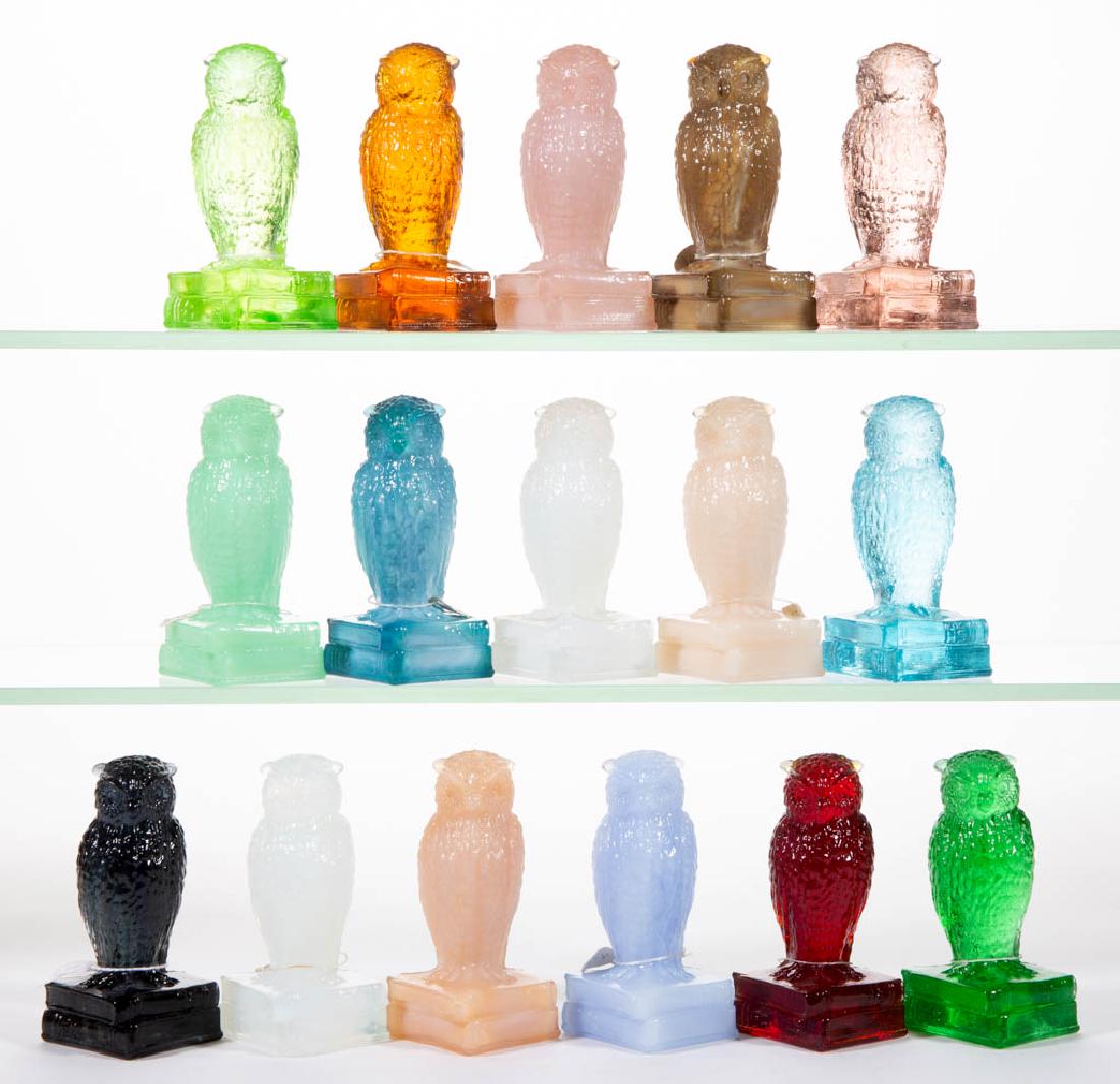 DEGENHART GLASS OWL FIGURES, LOT OF 16: DEGENHART GLASS OWL FIGURES, LOT OF 16, various colors, including ruby red and holly green. Each with Degenhart "D" mark. Crystal Art Glass Co., Cambridge, OH. Second half 20th century. 3 5/8" H.Undam