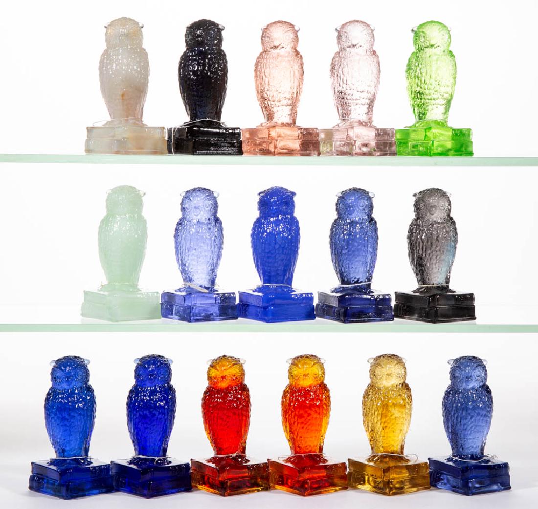 DEGENHART GLASS OWL FIGURES, LOT OF 16: DEGENHART GLASS OWL FIGURES, LOT OF 16, various colors, including blue bird and light apple green. Each with Degenhart "D" mark. Crystal Art Glass Co., Cambridge, OH. Second half 20th century. 3 5/8"