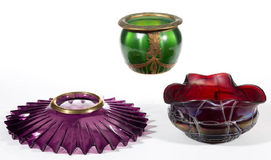 ASSORTED BOHEMIAN ART GLASS ARTICLES, LOT OF TWO: ASSORTED BOHEMIAN ART GLASS ARTICLES, LOT OF TWO, comprising a ruby Pallme-Konig bowl with applied opal veins and having a tooled rim, and a Loetz attributed Metallin with metal-overlay floral and dra