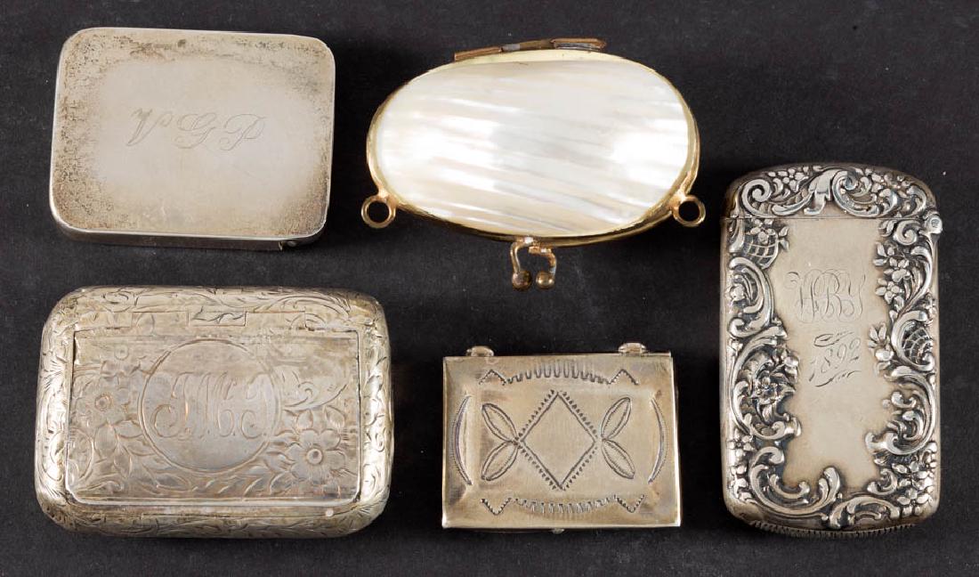 ASSORTED STERLING SILVER AND OTHER ARTICLES, LOT OF: ASSORTED STERLING SILVER AND OTHER ARTICLES, LOT OF FIVE, comprising an English sterling snuff box by John Edward Wilmot of Birmingham with 1900 date mark and allover engraved exterior, a sterling pil