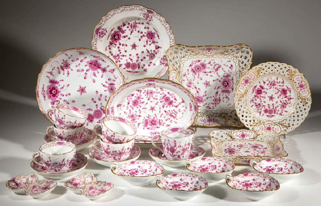 GERMAN MEISSEN PORCELAIN "INDIAN" TEA AND TABLE: GERMAN MEISSEN PORCELAIN "INDIAN" TEA AND TABLE ARTICLES, LOT OF 24, comprising five 4 3/4" x 3 3/4" shell-shaped bowls with scrolled end, two open salts, one quatrefoil cup and saucer set, five cups,