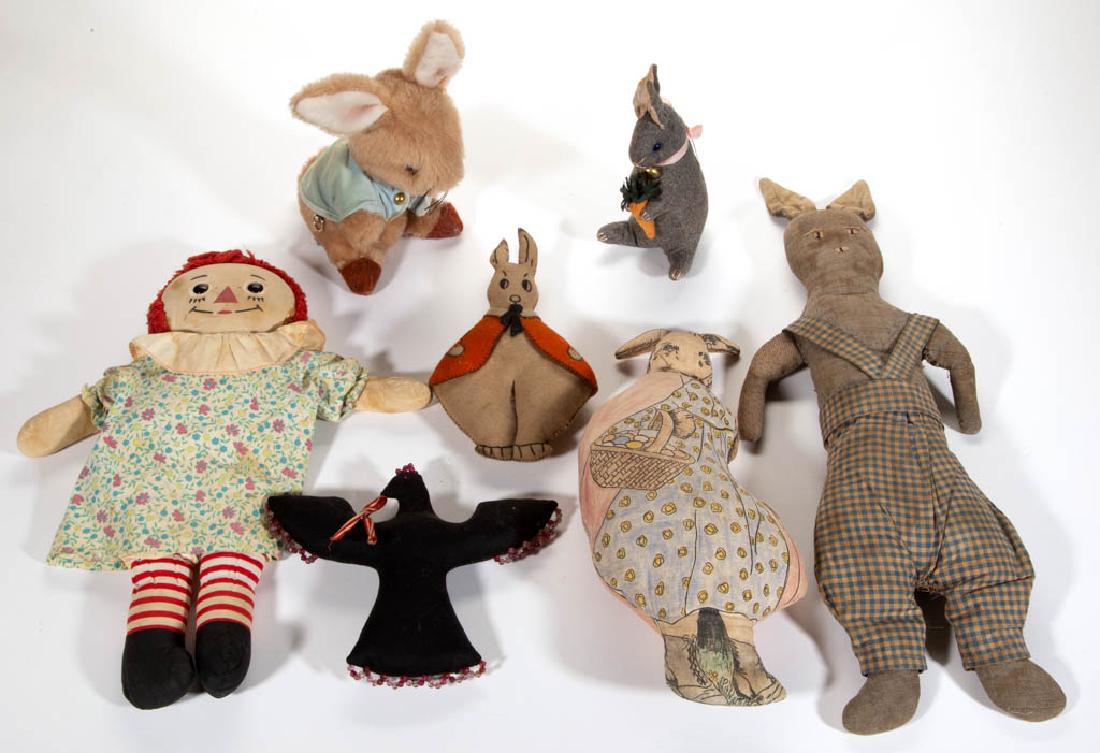 ASSORTED STUFFED ANIMAL AND DOLL TOYS, LOT OF SEVEN (1 of 1)