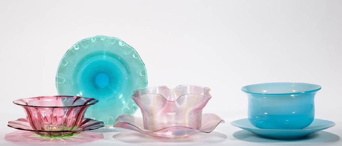 ASSORTED VICTORIAN GLASS FINGER BOWLS AND UNDERPLATES,: ASSORTED VICTORIAN GLASS FINGER BOWLS AND UNDERPLATES, LOT OF SEVEN, various colors, including a Rubina Verde (reacts under black light) ribbed set, a blue opaline set, and a cranberry and yellow thre