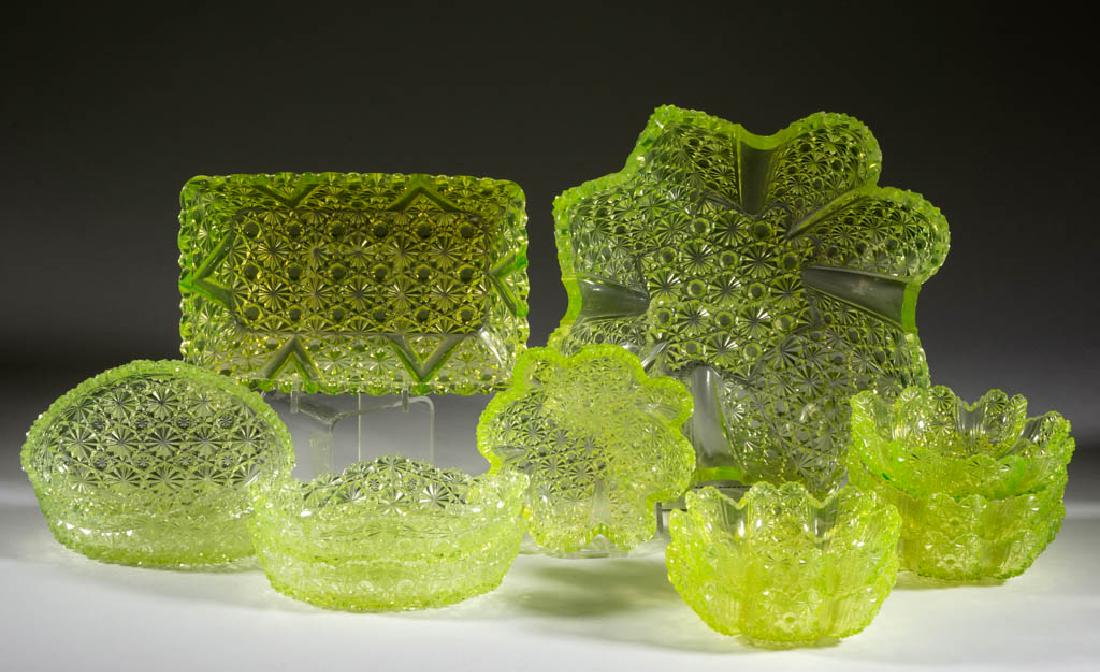 ASSORTED BUTTON AND DAISY ARTICLES, LOT OF 12: ASSORTED BUTTON AND DAISY ARTICLES, LOT OF 12, Vaseline (reacts under black light), including a seven-piece berry set and a set of four individual berry/sauce dishes. Fourth quarter 19th century. Vari