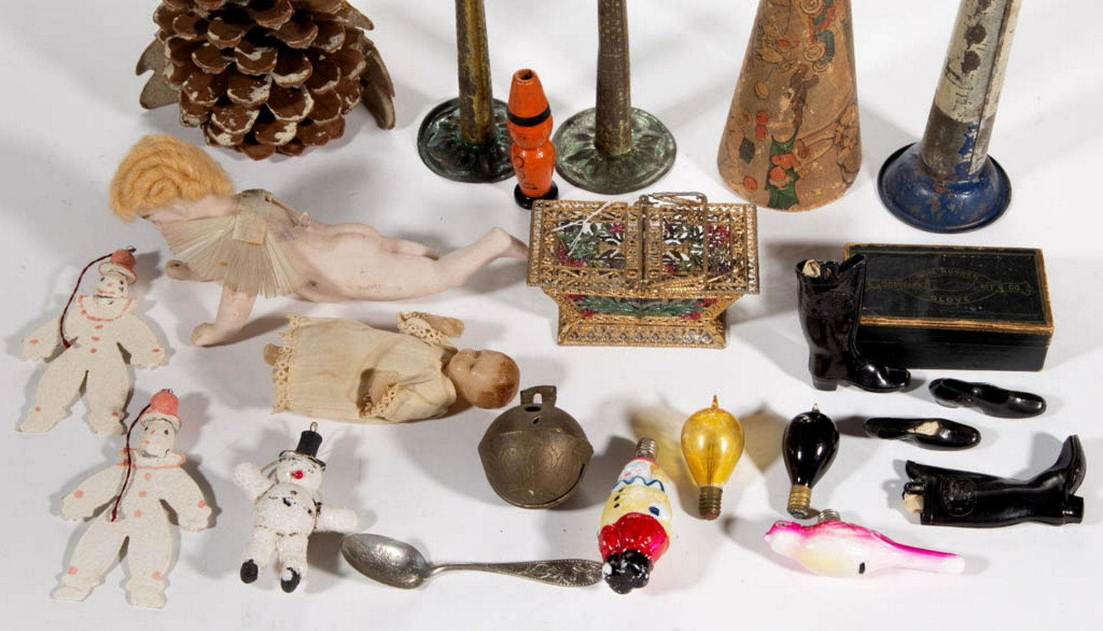 ASSORTED HOLIDAY AND OTHER ARTICLES, LOT OF 22: ASSORTED HOLIDAY AND OTHER ARTICLES, LOT OF 22, including three snowman ornaments with mica finishes, two pairs of miniature rubber shoes for advertisement or salesman samples with original box by Goo