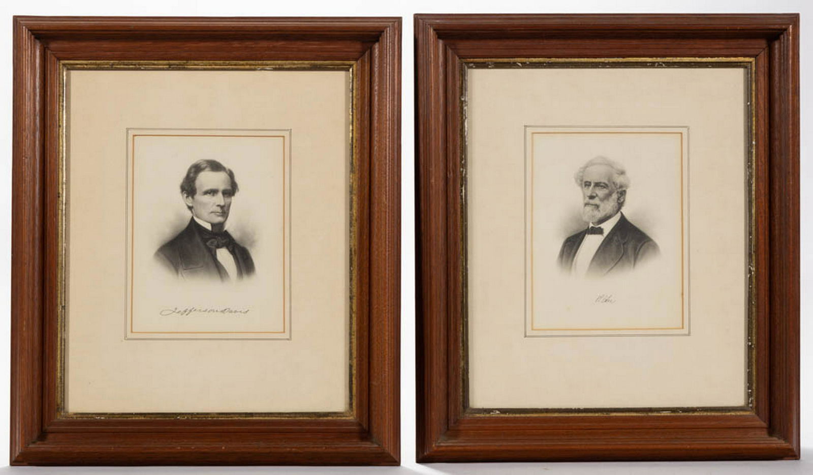 CIVIL WAR CONFEDERATE PORTRAIT PRINTS, LOT OF TWO: CIVIL WAR CONFEDERATE PORTRAIT PRINTS, LOT OF TWO, lithograph on paper, depicting Robert E. Lee and Jefferson Davis, both with facsimile signature below bust. Housed and matted under glass in matching