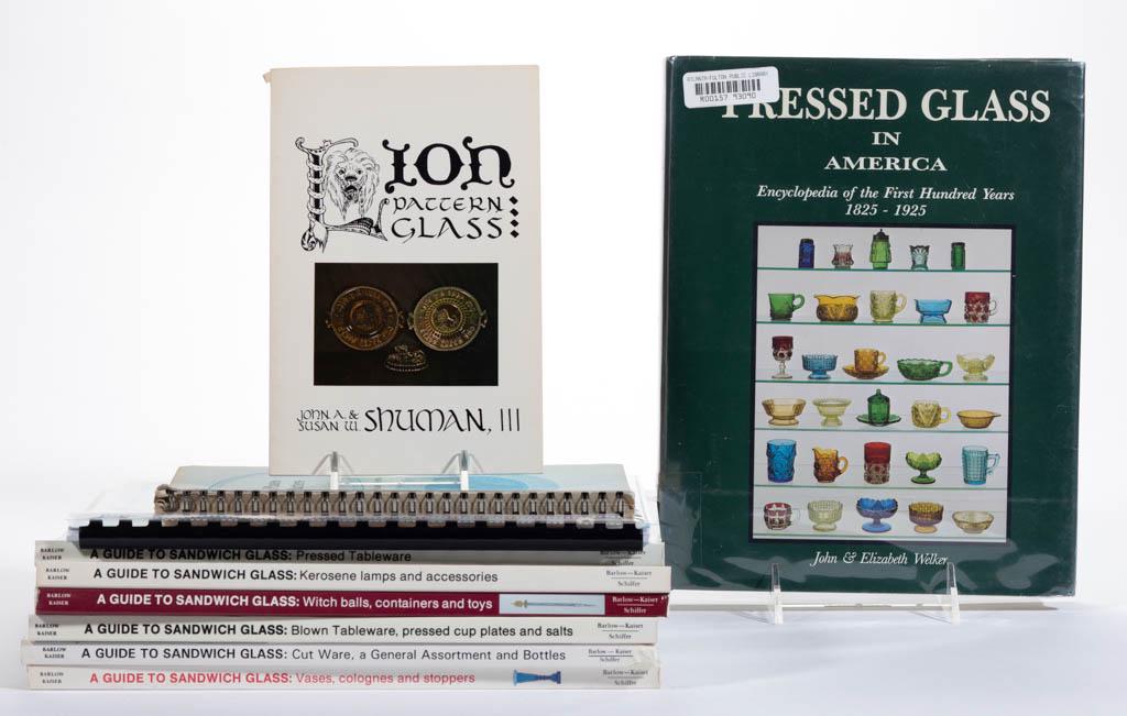 ASSORTED AMERICAN GLASS REFERENCE VOLUMES, LOT OF 14: ASSORTED AMERICAN GLASS REFERENCE VOLUMES, LOT OF 14, comprising Welker, "Pressed Glass in America", #638/1500; Barlow/Kaiser, "A Guide To Sandwich Glass", six different volumes; Stuart, "Bread Plates