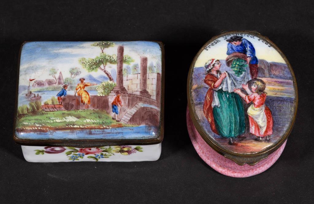 BATTERSEA / BILSTON ENAMEL SNUFF / PILL BOXES, LOT OF: BATTERSEA / BILSTON ENAMEL SNUFF / PILL BOXES, LOT OF TWO, each having hinged lid with polychrome hand-painted designs, comprising a rectangular example featuring individuals exploring ruins by the wa