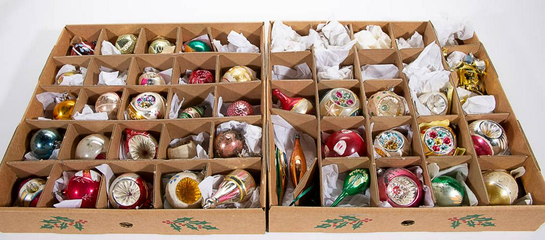 ASSORTED GLASS CHRISTMAS / HOLIDAY ORNAMENTS, UNCOUNTED: ASSORTED GLASS CHRISTMAS / HOLIDAY ORNAMENTS, UNCOUNTED LOT, more than 100 pieces, various shapes, colors, and decoration, including a few figural examples. Some pieces with marks to caps including "W