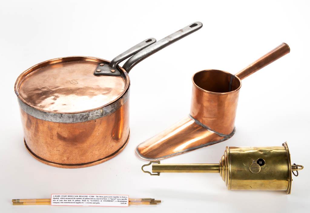 ASSORTED BRASS AND COPPER KITCHEN ARTICLES, LOT OF: ASSORTED BRASS AND COPPER KITCHEN ARTICLES, LOT OF THREE, comprising a melting pot with lid stamped "SIEBALD & SONS / EDINBURGH", a brass clockwork roasting spit stamped "SALTER'S / ECONOMICAL / WARRA
