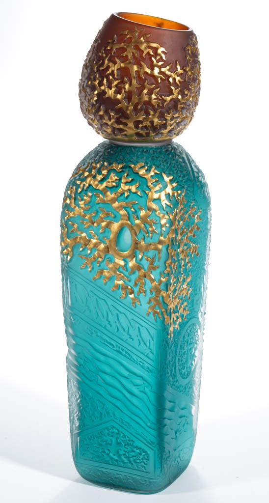 STEVE PALMER SEA LIFE STUDIO ART GLASS LARGE VASE: STEVE PALMER SEA LIFE STUDIO ART GLASS LARGE VASE, peach shaded to sea green, tall squared base leading to a spherical top, waved and textured surface with fish and gilt-decorated seaweed, signed "Ste