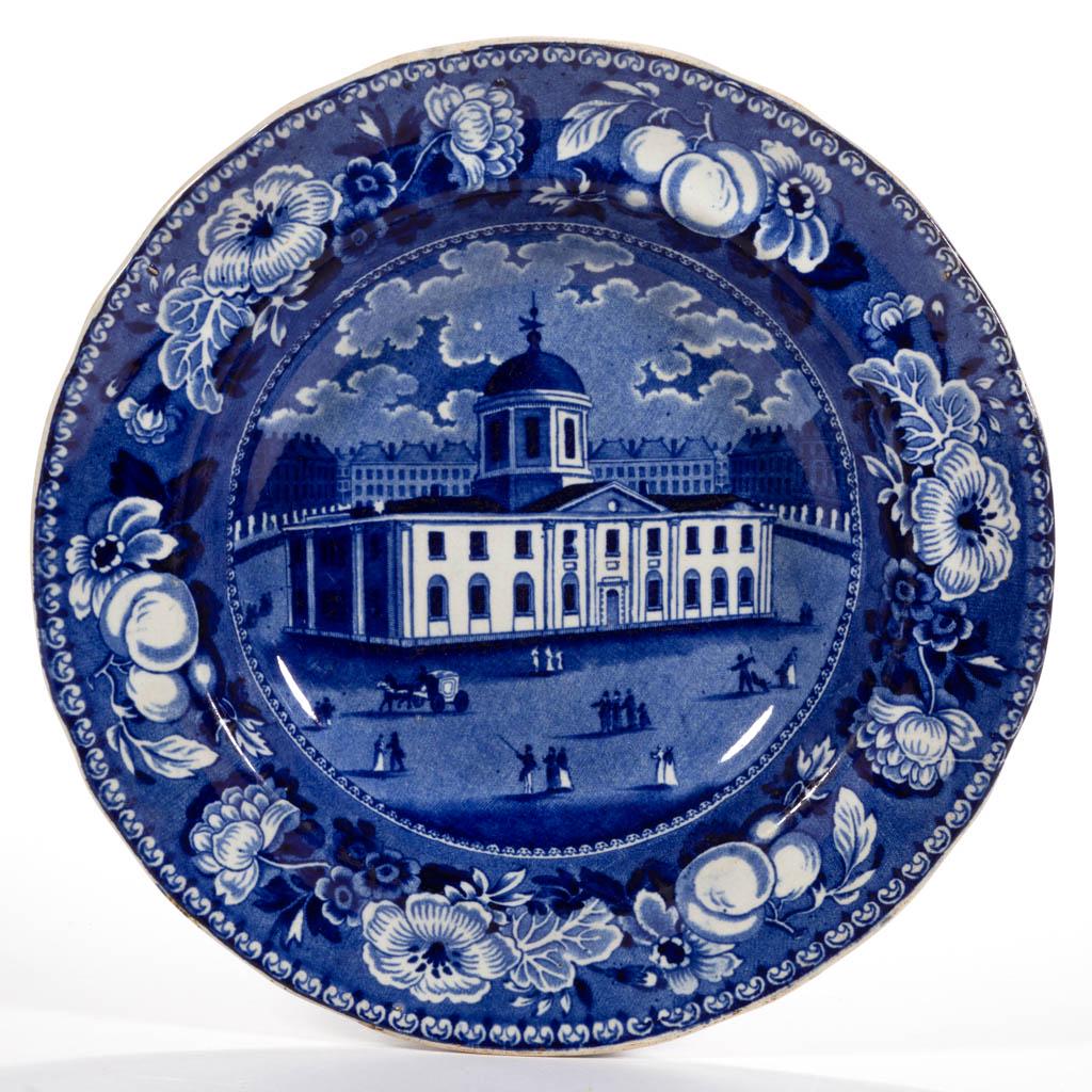 ENGLISH STAFFORDSHIRE PEARLWARE TRANSFER-PRINTED: ENGLISH STAFFORDSHIRE PEARLWARE TRANSFER-PRINTED AMERICAN VIEW CERAMIC SOUP PLATE, having dark blue transfer pattern "COURT HOUSE / BALTIMORE", as printed to underside rim, featuring a stately domed b