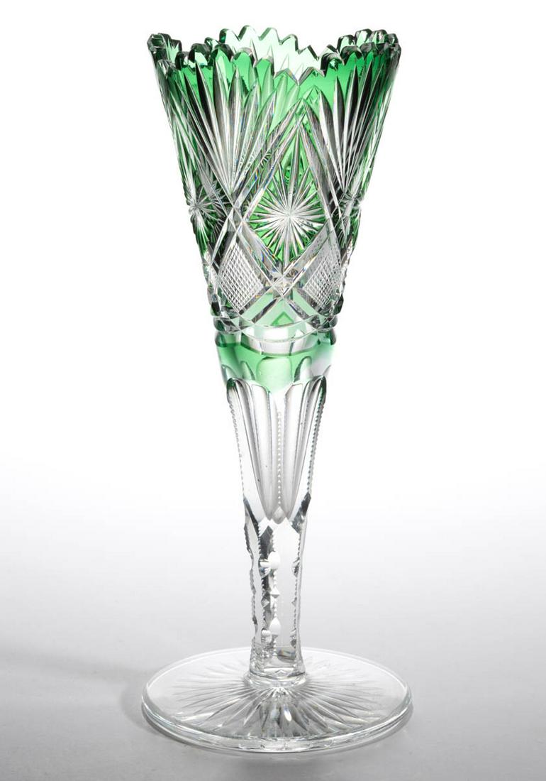 VAL ST. LAMBERT ATTRIBUTED CUT-OVERLAY TRUMPET VASE: VAL ST. LAMBERT ATTRIBUTED CUT-OVERLAY TRUMPET VASE, green to colorless, rayed diamond and fan motif with basal fluted with zippered edges and zippered and notched stem, applied circular foot with a r