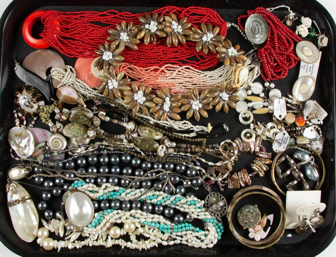 VINTAGE / CONTEMPORARY PEARL-TYPE, SHELL, AND OTHER: VINTAGE / CONTEMPORARY PEARL-TYPE, SHELL, AND OTHER COSTUME JEWELRY, LOT OF 54 PIECES, including necklaces, bracelets, and earrings, featuring a sterling hinged-link abalone bracelet. 20th/21st centur