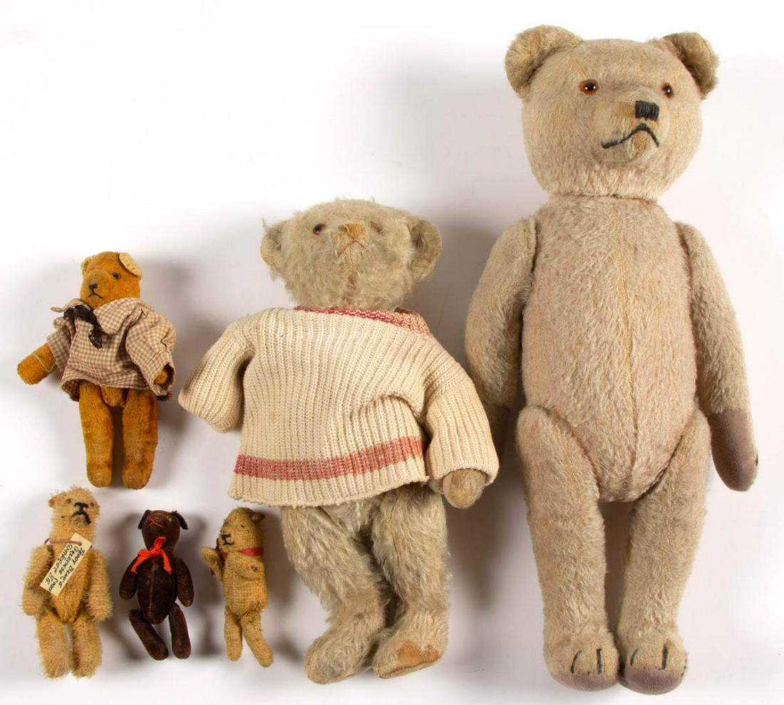 VINTAGE STUFFED ANIMAL TEDDY BEARS, LOT OF SIX: VINTAGE STUFFED ANIMAL TEDDY BEARS, LOT OF SIX, each jointed, including two with mohair. First half/mid 20th century. Mohair 11" and 16" H. Very good overall condition, one mohair with minor to modera
