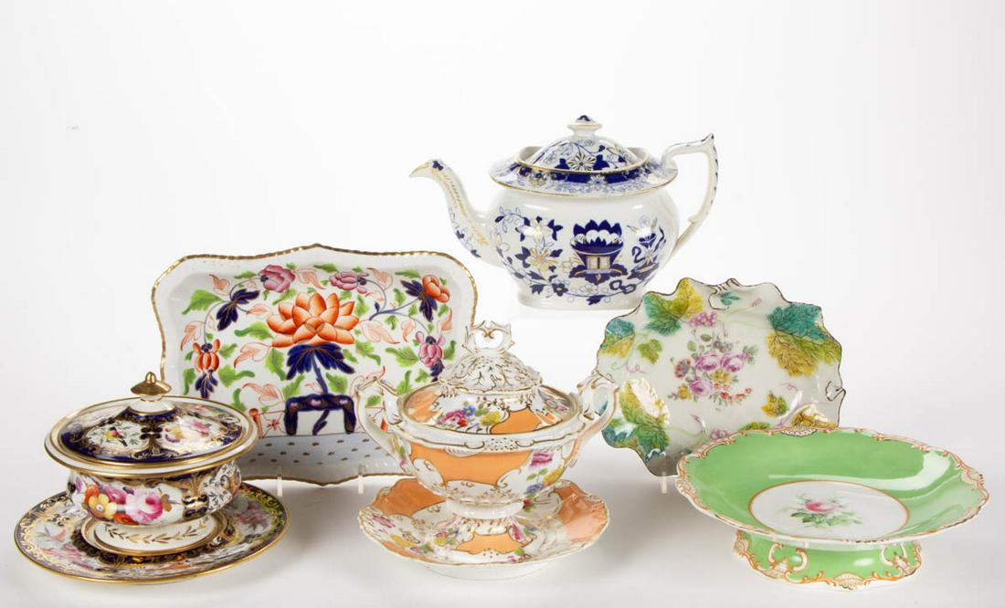 ASSORTED CERAMIC TABLE ARTICLES, LOT OF SEVEN: ASSORTED CERAMIC TABLE ARTICLES, LOT OF SEVEN, including a Mason's-style rectangular dish featuring bold polychrome hand-painted floral motif with fence, a teapot featuring blue transfer "Abstract Chi