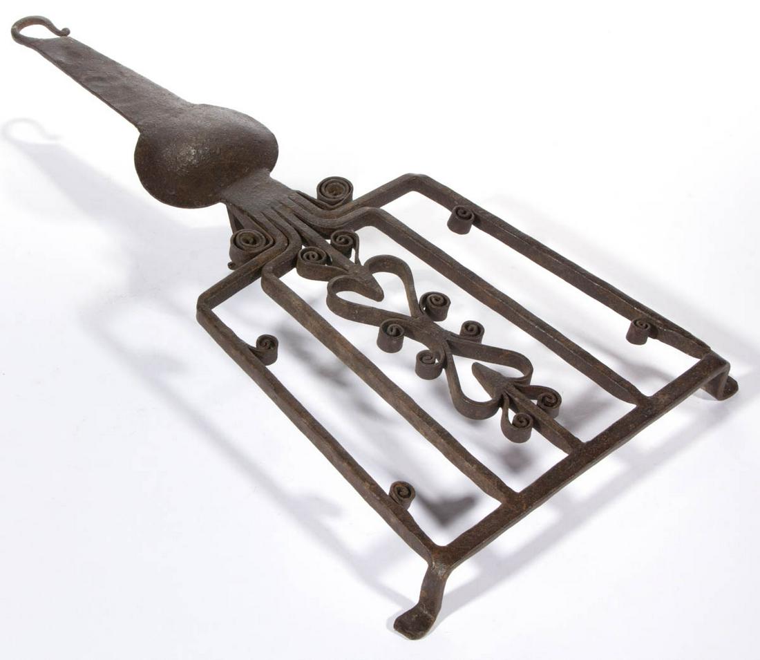 WROUGHT-IRON FIGURAL HEARTH BROILER / TRIVET (1 of 3)