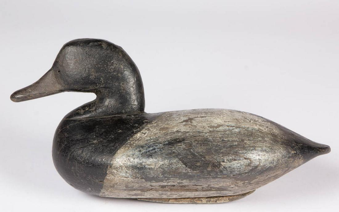 BEN DYE (MARYLAND, 1832-1895), ATTRIBUTED, CARVED AND: BEN DYE (MARYLAND, 1832-1895), ATTRIBUTED, CARVED AND PAINTED BLUEBILL DECOY, carved on the underside "HN" for rig owner Howard Nichols (Elkton, Maryland), retains "GUYETTE AND DEETER" label to the un