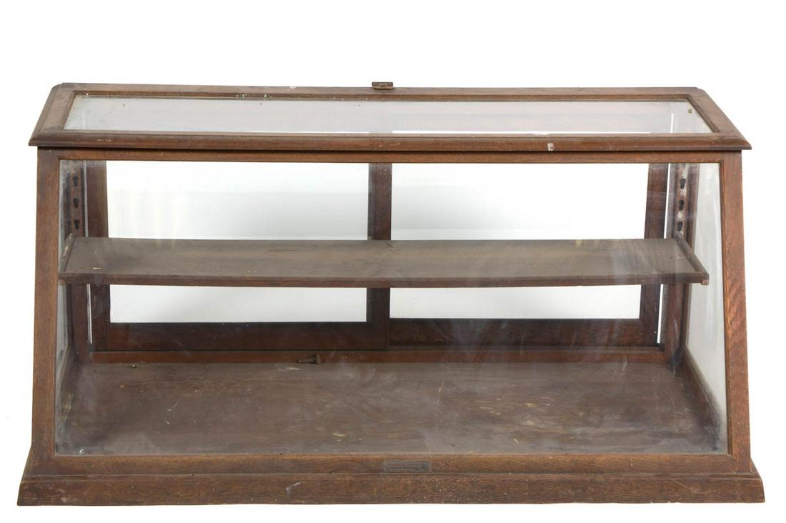 RICHMOND, VIRGINIA OAK COUNTRY STORE COUNTER-TOP (1 of 2)