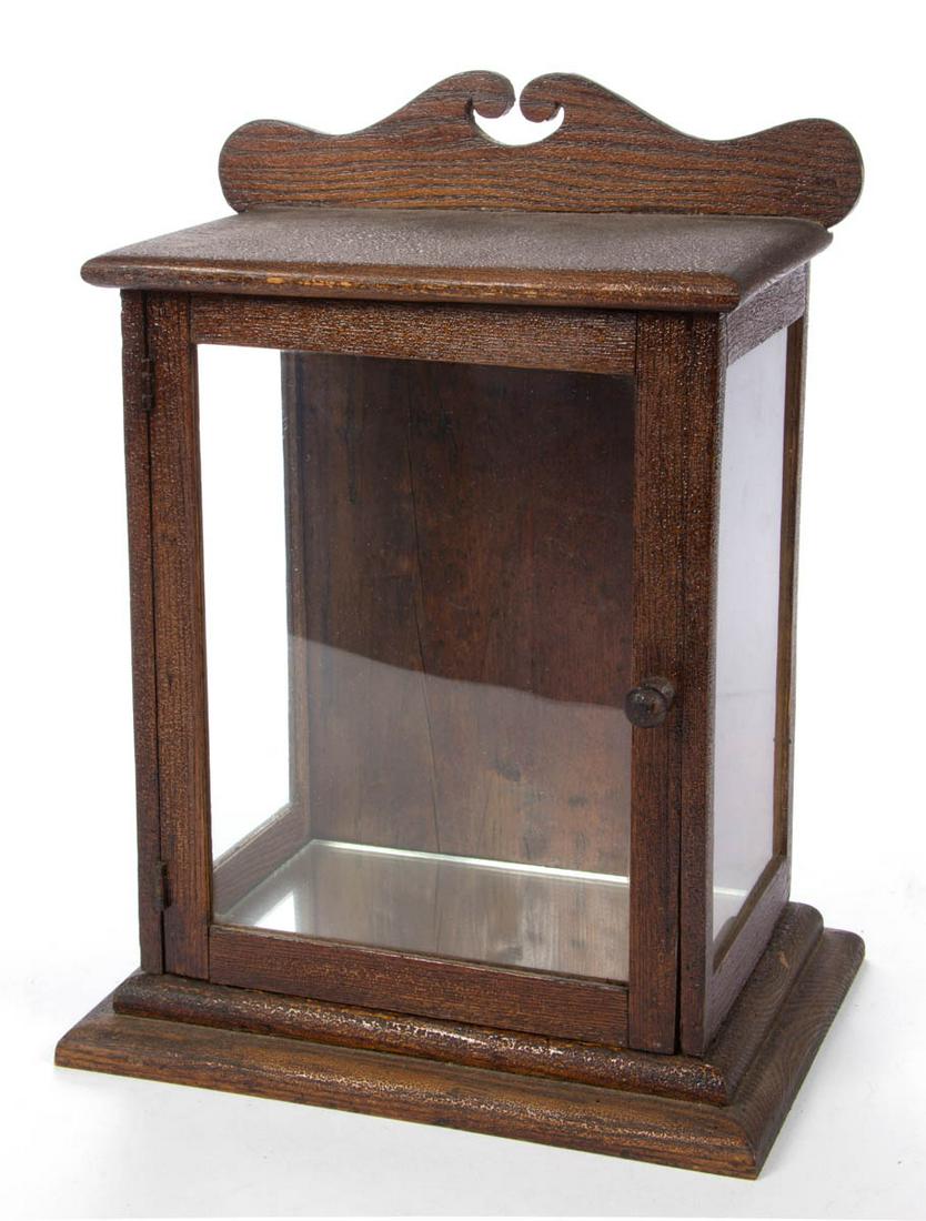 DIMINUTIVE OAK COUNTRY STORE COUNTER-TOP SHOWCASE (1 of 2)