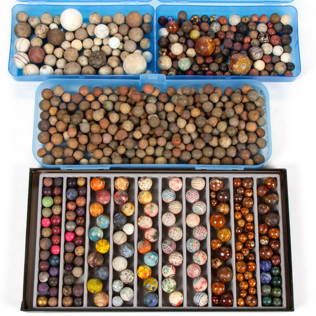 ANTIQUE / VINTAGE CLAY MARBLES, UNCOUNTED LOT (1 of 5)