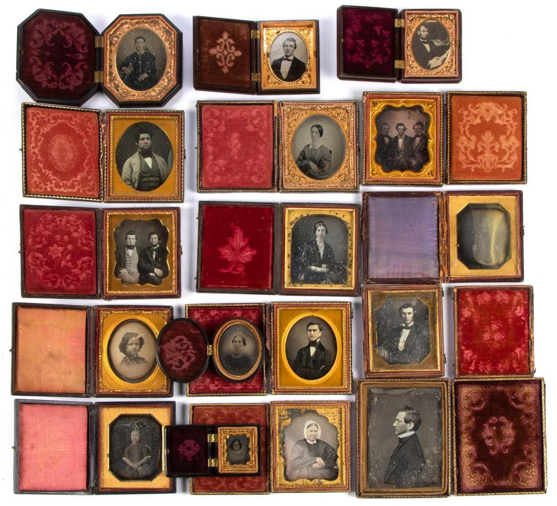 ASSORTED CASED PHOTOGRAPHIC IMAGES / ARTICLES, LOT OF (1 of 4)