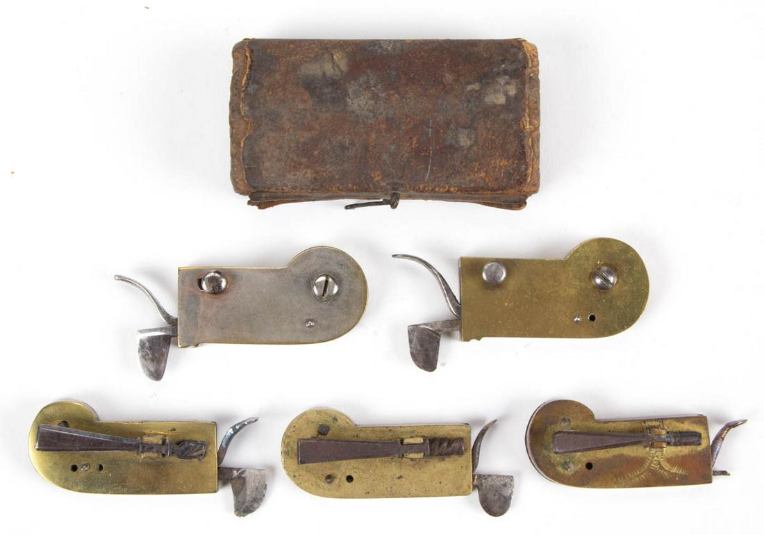 BRASS AND STEEL SPRING-LOADED SURGICAL BLEEDERS / (1 of 1)