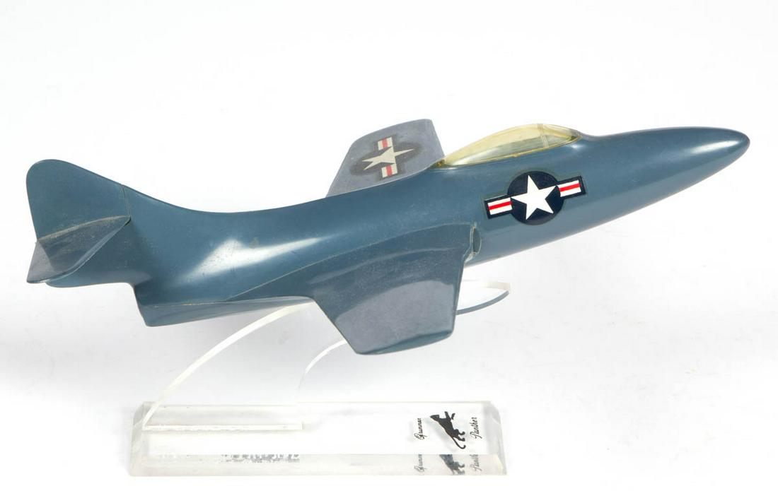 VINTAGE GRUMMAN PANTHER TOPPINGS DESK MODEL: VINTAGE GRUMMAN PANTHER TOPPINGS DESK MODEL, given to military and contractors. Toppings Model Inc. Circa 1950. 4 3/4" HOA. Very good overall visual condition, areas of minor discoloration, minor crac