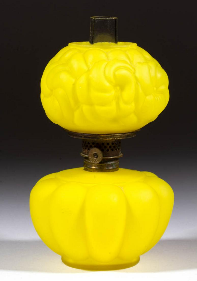 MELON RIB AND PANSY MINIATURE LAMP (1 of 1)