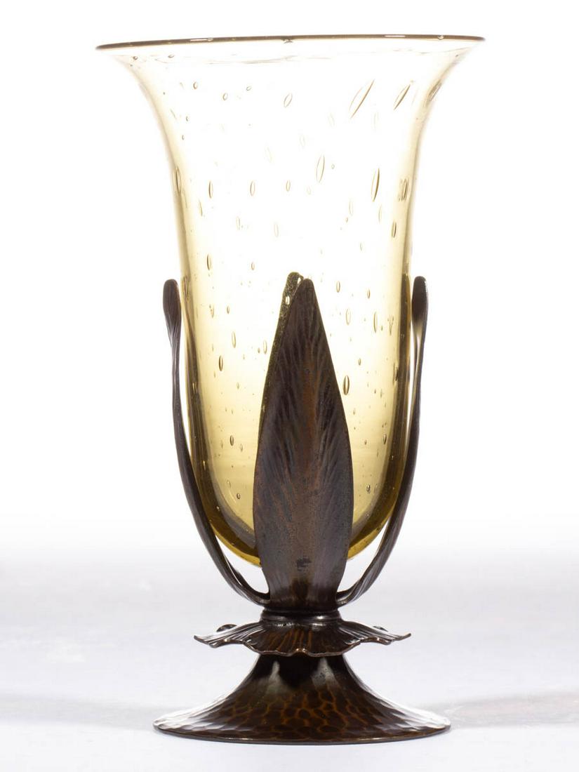 STEUBEN ATTRIBUTED CONTROLLED-BUBBLE ART GLASS (1 of 1)