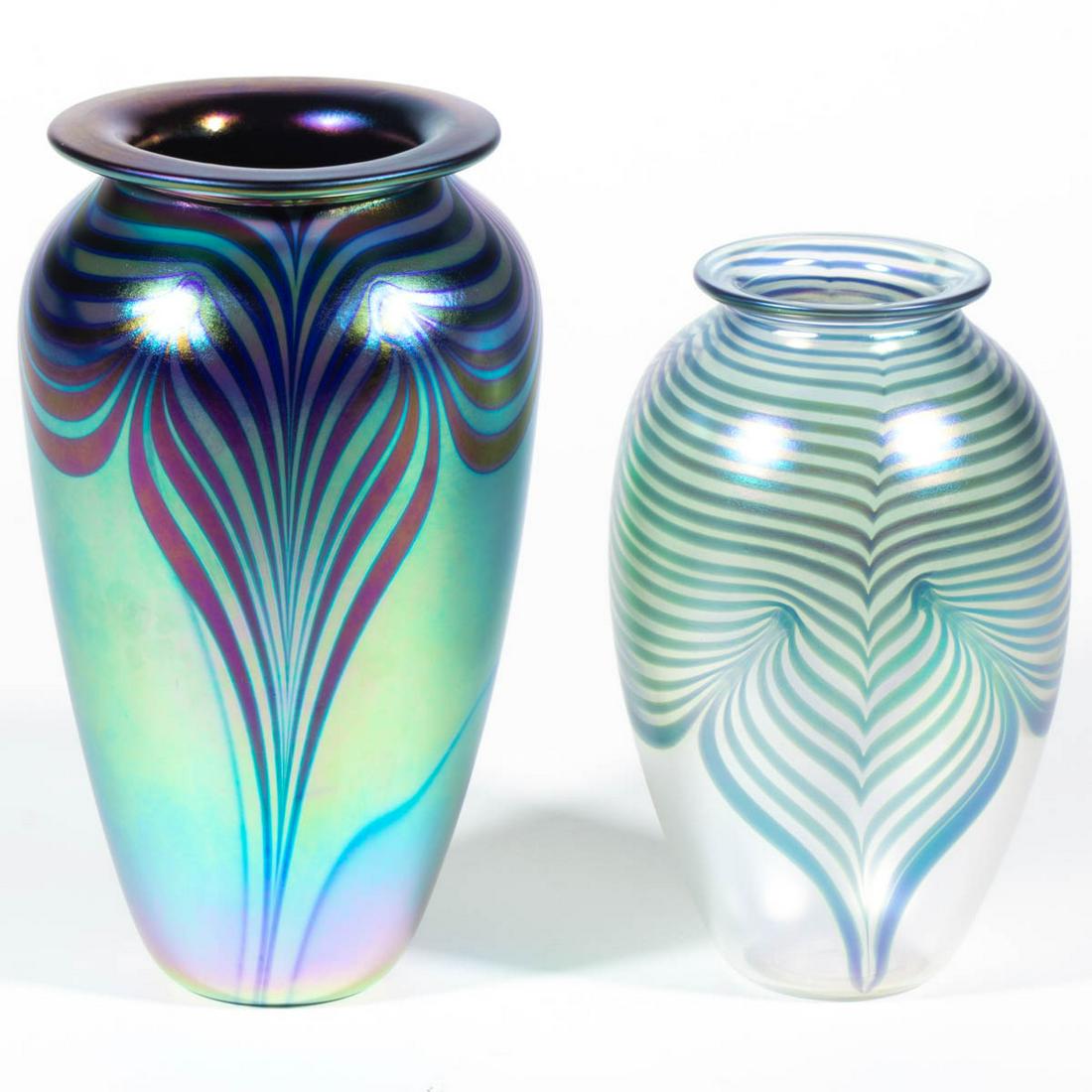 EICKHOLT PULLED FEATHER IRIDESCENT STUDIO ART GLASS (1 of 4)