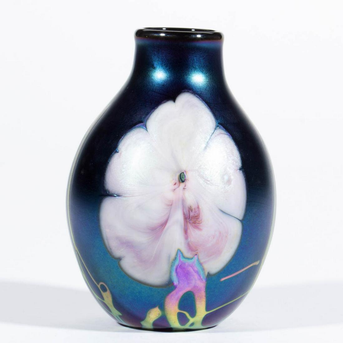 EARLY JOSH SIMPSON FLORAL IRIDESCENT STUDIO ART GLASS (1 of 4)