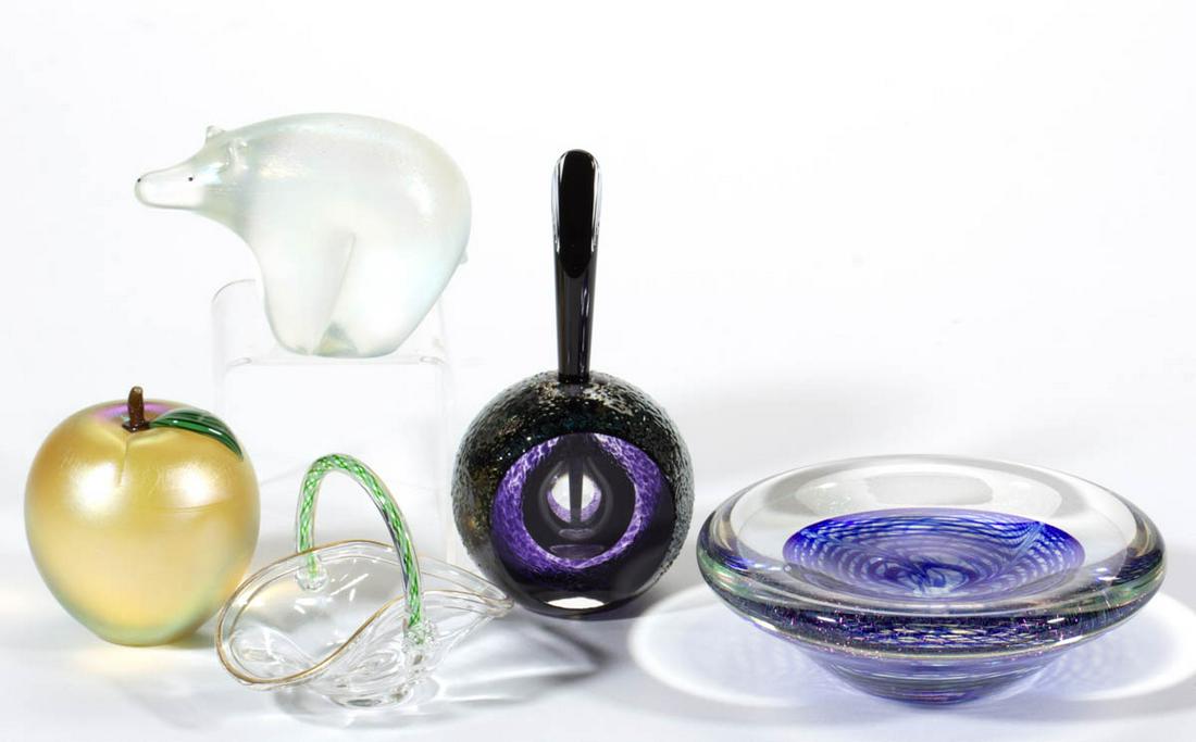 ASSORTED STUDIO ART GLASS ARTICLES, LOT OF FIVE (1 of 1)