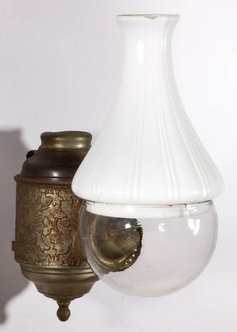 ANGLE LAMP CO. EXTENDED GRAPE KEROSENE WALL LAMP (1 of 1)