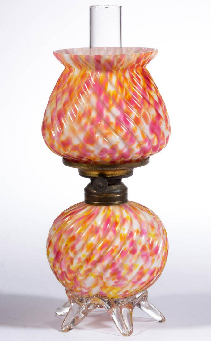 RIBBED SWIRL SPATTER GLASS KEROSENE MINIATURE LAMP (1 of 1)