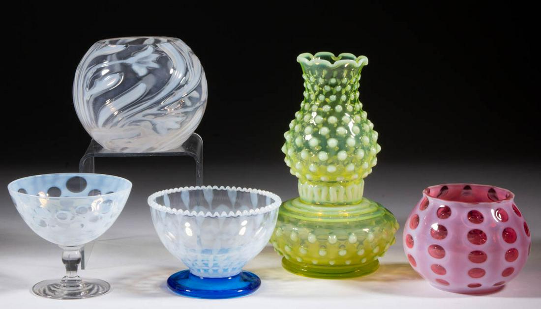 ASSORTED OPALESCENT GLASS ARTICLES, LOT OF FIVE (1 of 1)