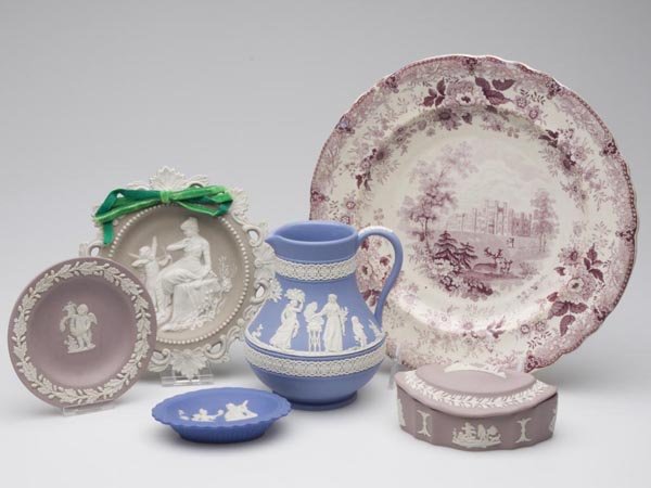 EUROPEAN JASPERWARE ARTICLES, LOT OF FIVE: EUROPEAN JASPERWARE ARTICLES, LOT OF FIVE, various colors, each with applied white classical figures, three impressed "WEDGWOOD / MADE IN ENGLAND". Together with a purple Staffordshire transferware pl