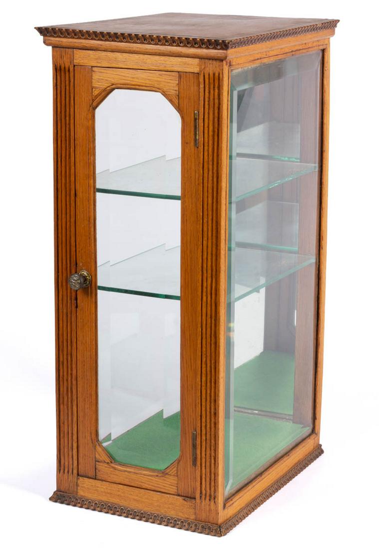 AMERICAN OAK COUNTRY STORE COUNTER-TOP DISPLAY CABINET (1 of 3)