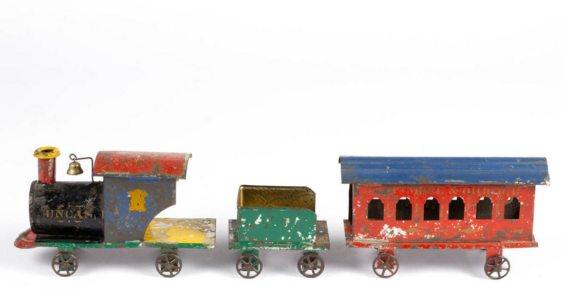 RARE MERRIAM PAINTED TIN THREE-PIECE TRAIN TOY (1 of 2)