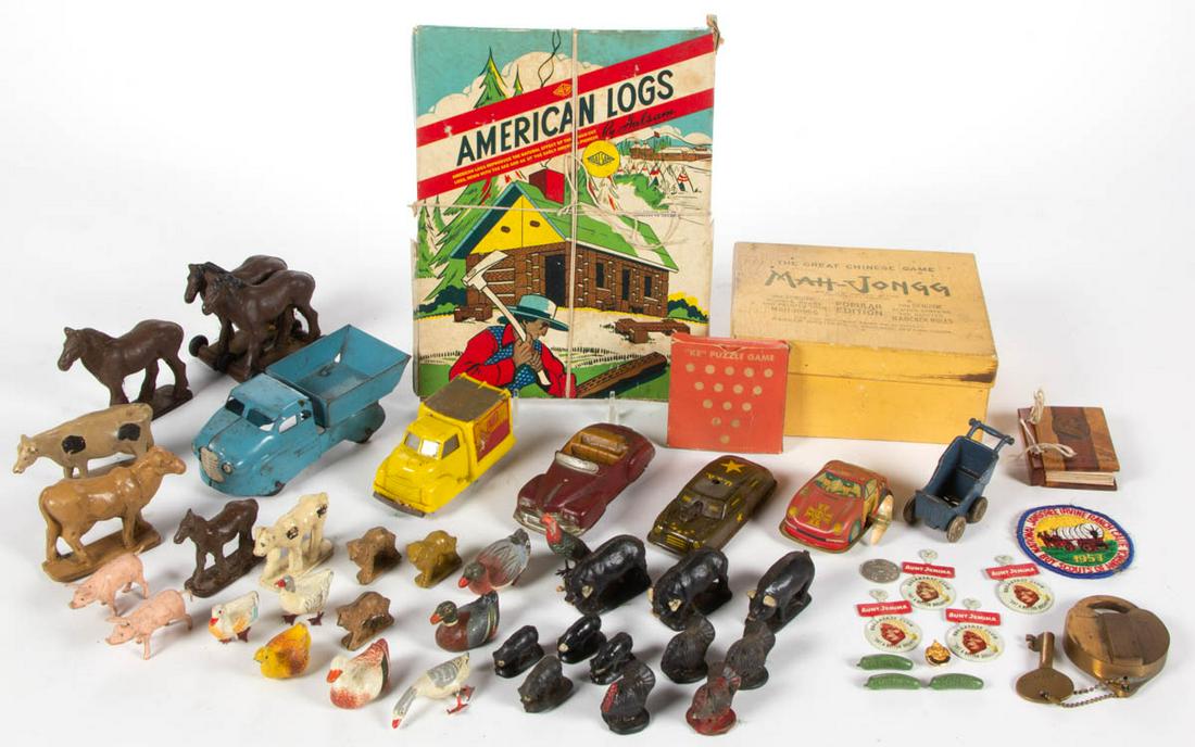 ASSORTED VINTAGE TOYS AND OTHER ARTICLES, UNCOUNTED LOT (1 of 2)