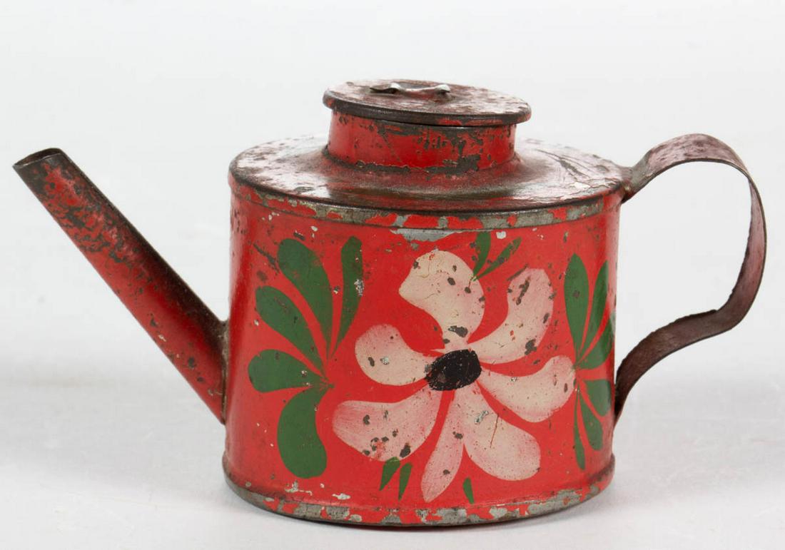 AMERICAN DECORATED TOLEWARE MINIATURE / TOY TEAPOT (1 of 2)