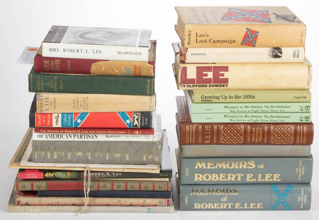 CIVIL WAR CONFEDERATE ROBERT E. LEE AND RELATED: CIVIL WAR CONFEDERATE ROBERT E. LEE AND RELATED HISTORICAL VOLUMES, LOT OF 26, including Alexander, "Stratford Hall and the Lees", 1912; Riley, "General Robert E. Lee After Appomattox", 1922, first ed
