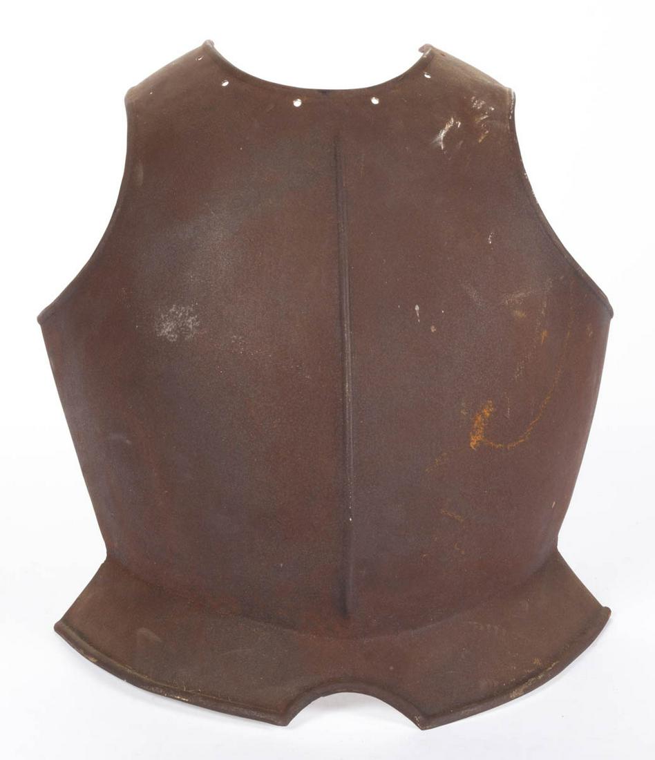 SHEET-IRON MEDIEVAL-STYLE ARMOR BREAST PLATE (1 of 3)