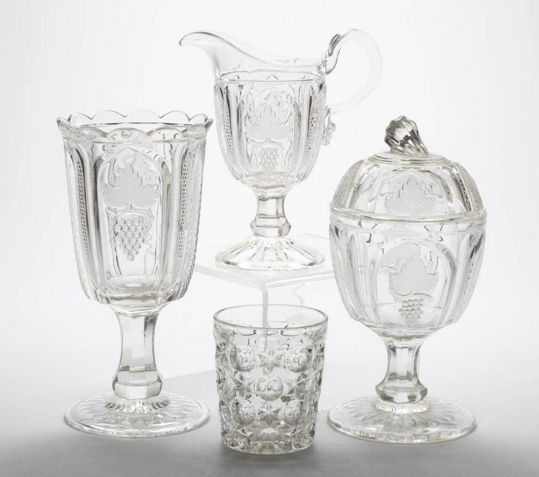 MAGNET AND GRAPE WITH FROSTED LEAF TABLE ARTICLES, LOT (1 of 1)